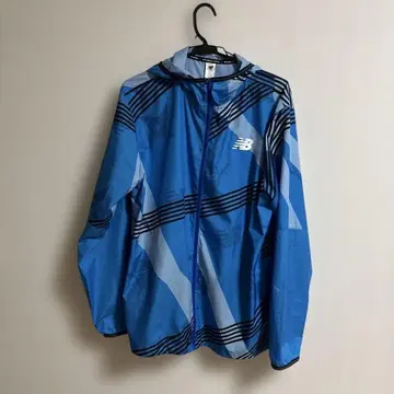뉴발란스 그래픽 자켓 XL 윈드브레이커