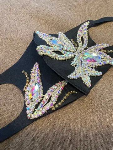 파티 드레스 데모용 스톤 고져스 마스크 블랙