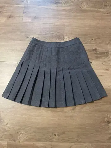 MOUSSY 그레이 플리츠 스커트 사이즈 0