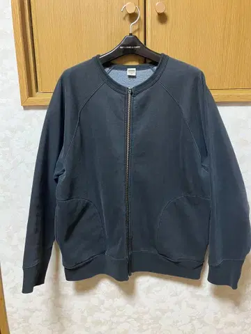 새상품급 BARNS 애슬레틱 집업 가디건 속기모 M