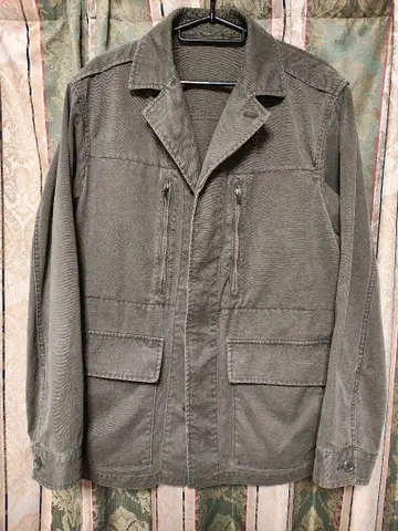 올리브 그린 밀리터리 스타일 자켓