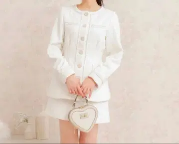 윌 셀렉션 라메 트위드 숏팬츠