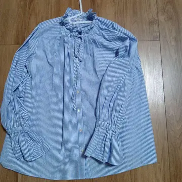 IENA 파랑과 화이트 스트라이프 블라우스