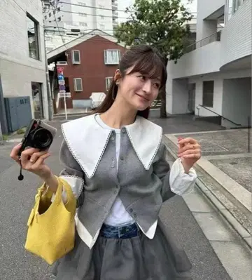 Bibiy PATTY PILGRIM TOP 새상품급