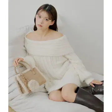 Chico 치코 전후 2way 샤기 오프숄더 미니 원피스 니트