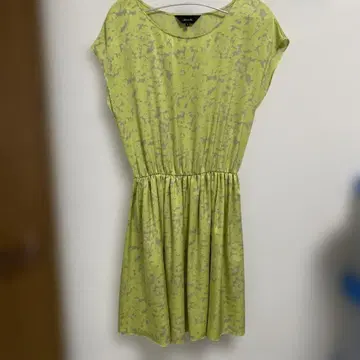 allureville 알아바일 지오메트릭 프린트 원피스