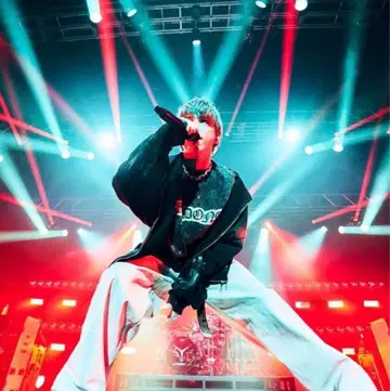 마이파스 Hiro 착용 티셔츠