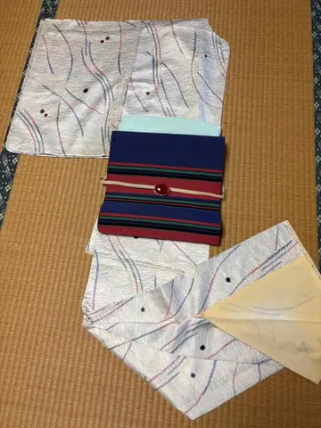 컬러풀 물결 무늬 코몬 기모노