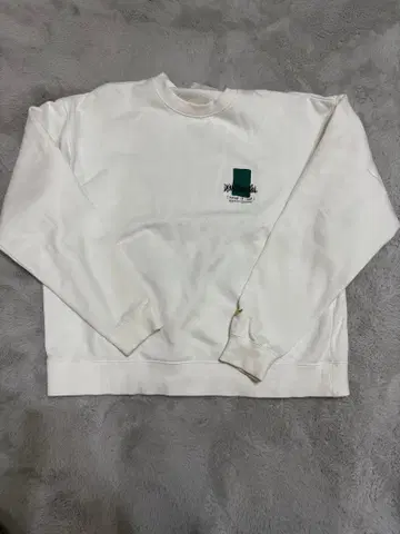 화이트 아트 프린트 맨투맨