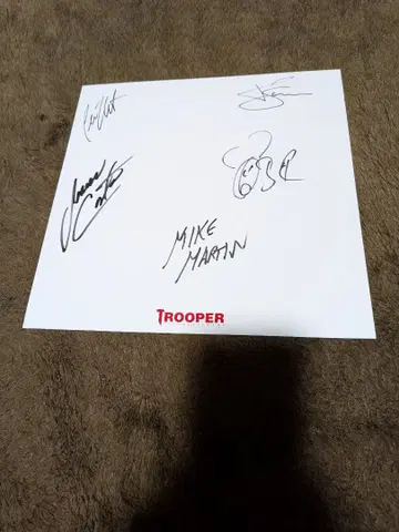 ALL THAT REMAINS 친필 사인 메탈 코어