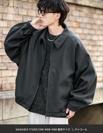 Rocky Monroe 오버 사이즈 테크 멜톤 돌먼 슬리브 블루종