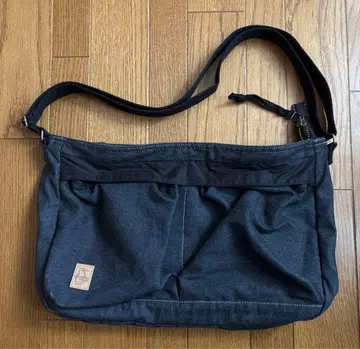 참스 CHUMS 프레임 리타단트 숄더백 CH60-3449