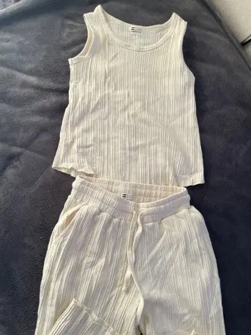 Billabong 아이보리 리브 셋업 M