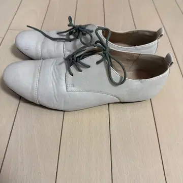 SUNNY CLOUD 화이트 레이스업 슈즈