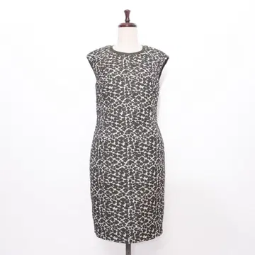 새상품급 에스카다 스포츠 올 패턴 자카드 원피스 그레이 34*LD370