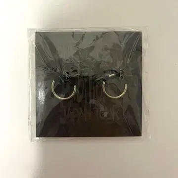 ONE OK ROCK 2017 Ambitions JAPAN 귀걸이