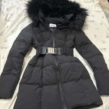 GYDA 퍼 후드 롱 다운 벨트 블랙