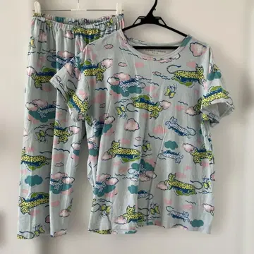 와코루 츠모리치사토 슬립 룸웨어 상하의 세트 M 개성있는 레오파드 무늬