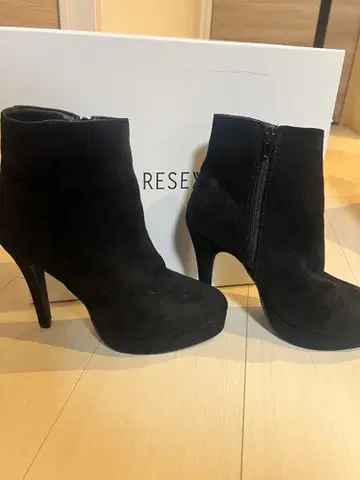 RESEXXY 숏부츠
