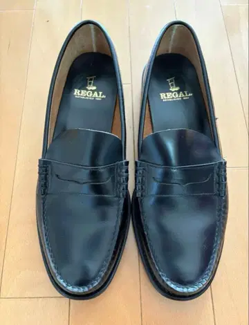 REGAL 리걸 블랙 코인 로퍼 27EE