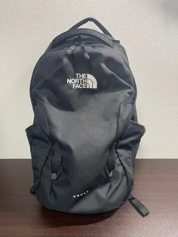 THE NORTH FACE VAULT 블랙 백팩