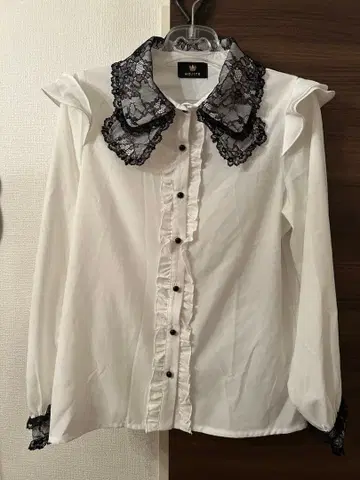 ROJITA 레이스 달린 옷깃 화이트 셔츠 스커트 세트