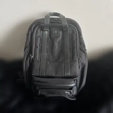 빅토리녹스 렉시콘 베르뷰 15 비즈니스 백팩