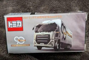 토미카 UD 트럭스 90주년 기념 모델 미개봉 새상품