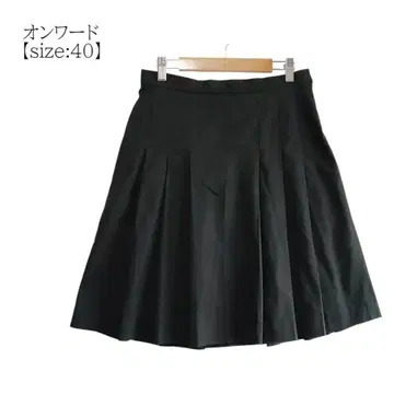 [온워드 카시야마] 무릎 기장 플리츠 스커트 블랙 사이즈 40