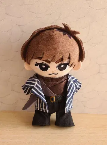 [Snow Man 아베 료헤이 온고치신 치루누이 의상 세트