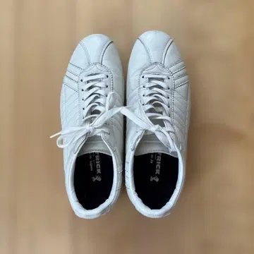 PATRICK 화이트 스니커즈 일본제