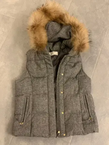 #퍼 달린 다운 베스트 온워드 카시야마