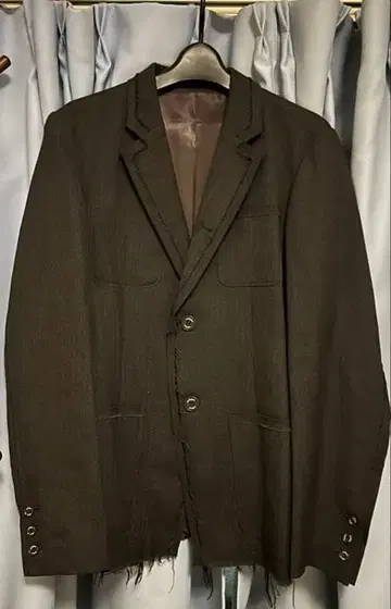 the Shepherd 다크 브라운 테일러드 자켓