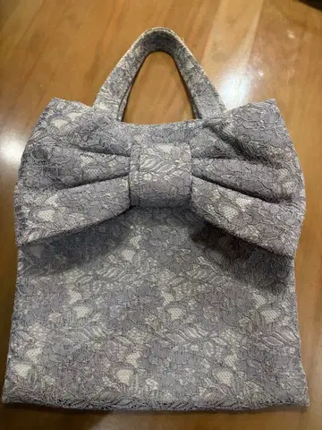 MUGUET 그레이 레이스 토트백 리본 포함