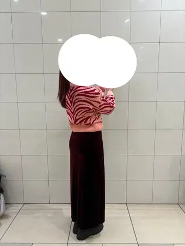 핑크 니트 숏 기장 니트