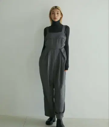 anuke Satin Tuck Combinaison