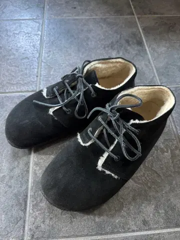 블랙 스웨이드 캐주얼 슈즈 퍼 안감 27cm