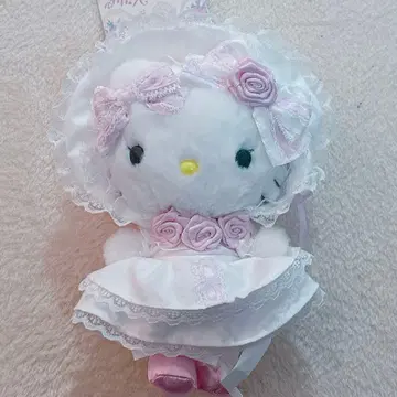 새상품 산리오 캐릭터즈 화이트 프릴 디자인 헬로키티 마스코트