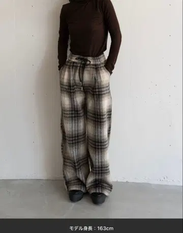 hwyl 기모 체크 무늬 턱 와이드 팬츠