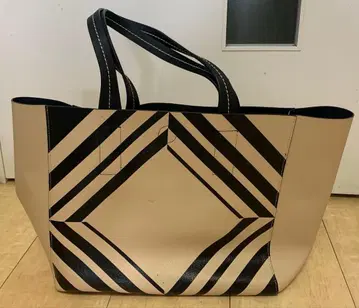 스트라이프 디자인 토트백