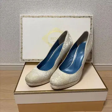 아이보리 레이스 디자인 높은 힐 펌프스