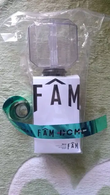 TimelessFAM 응원봉 은색 테이프 포함