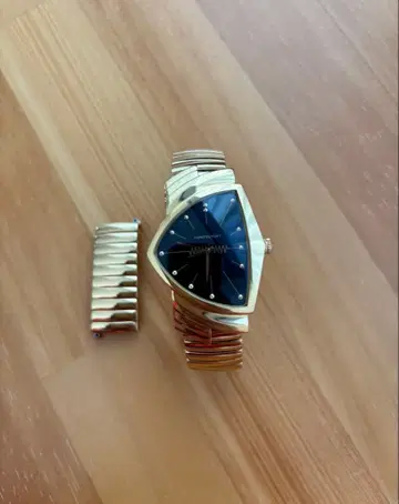 HAMILTON 벤츄라 쿼츠 손목시계 골드/블랙