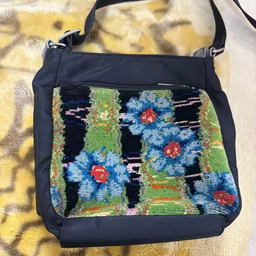 플라워 자수 나일론 숄더백