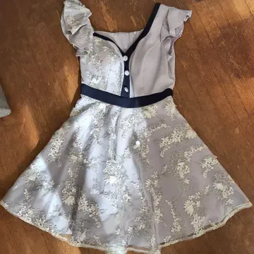 소브레 원 숄더 A 라인 원피스