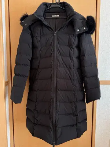 BARNEYS NEWYORK 블랙 다운 자켓