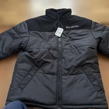 BILLABONG 블랙 다운 자켓 M