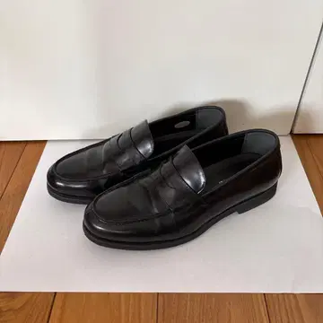 Green Label Relaxing 블랙 가죽 로퍼 25.0