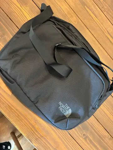 THE NORTH FACE 메신저 백 블랙