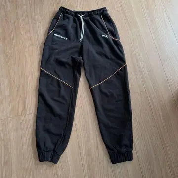 PUMA AMG 트랙 트레이닝 팬츠